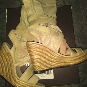 Luxury Rebel open golden bootie LR-RIVANA